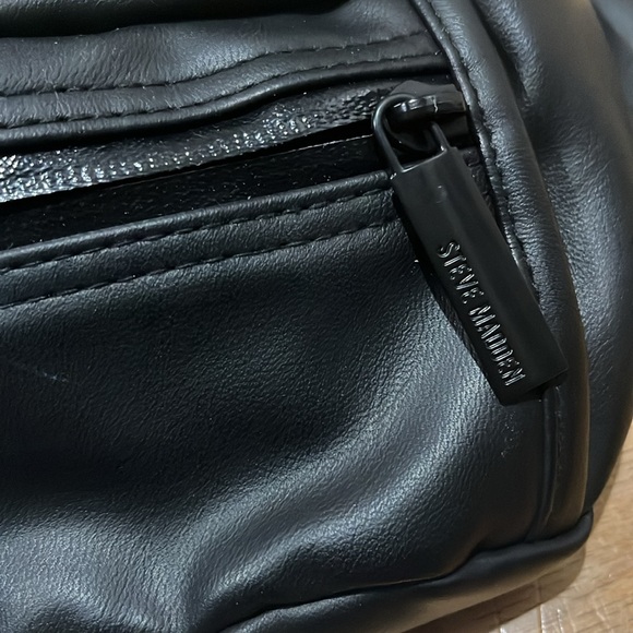 Steve Madden Black Leather Crossbody Belt Bag - Picture 2 of 6